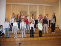 Laulustuudio noorem rühm