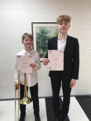 Võidukad puhkpillipoisid Otto Valter (vasakul) ja Alfred Vürst