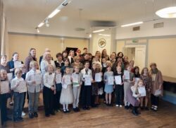 Vabariiklikus voorus osalenud õpilased ja õpetajad