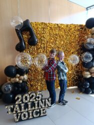 Hendri Pastak ja Mathias Teppo pärast esinemist