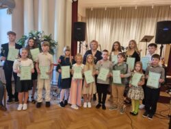 Õppeaasta kiituskirjaga lõpetanud