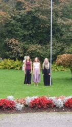 Eesti Vabariigi trikoloori heiskamise järel