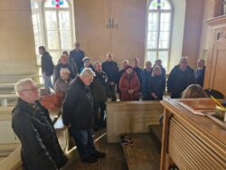 Põlvamaa insenerid tutvuvad oreli ehitusega