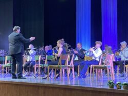 Esineb Räpina Valla Noorte Puhkpilliorkester