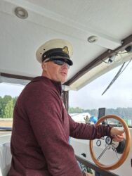 Humoorikas kapten
