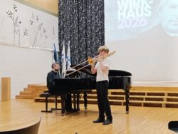 Otto Valter Vürst koos kontsertmeister Jaan Kapiga.
